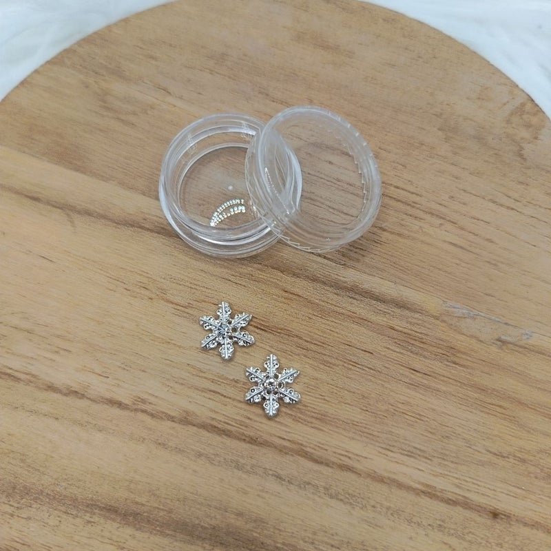 Strassi 3kpl - Lumihiutale